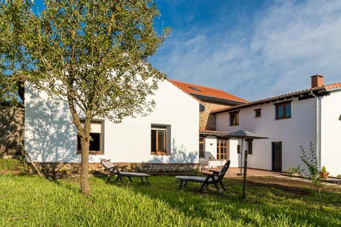 Llulla.Es Villa Cortiguera Ngoại thất bức ảnh