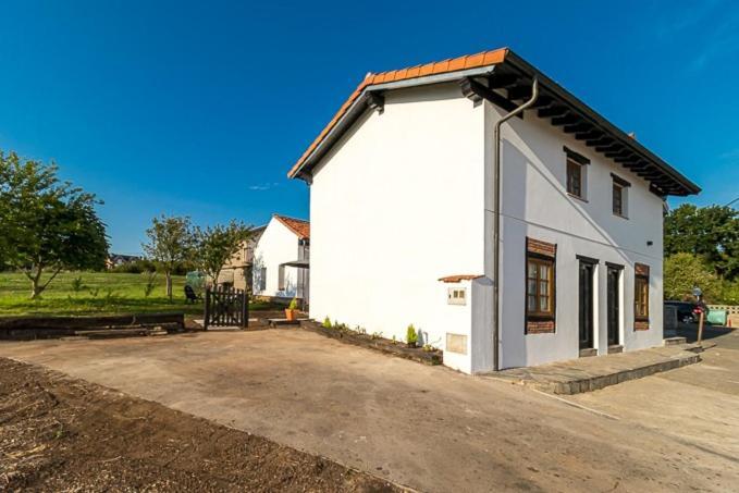 Llulla.Es Villa Cortiguera Ngoại thất bức ảnh
